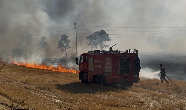 Kırlareli'nde çıkan anız yangında 3 ev zarar gördü