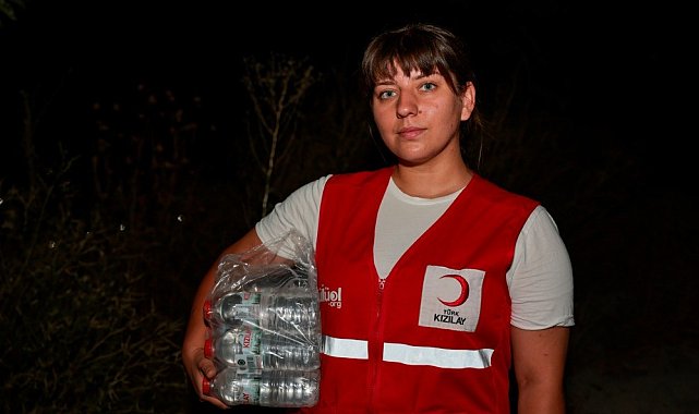 Kızılay gönüllülerinden orman yangınlarıyla mücadeleye destek
