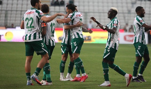 Konyaspor'un Süper Lig tarihindeki 1000. golünü Alassane Ndao attı