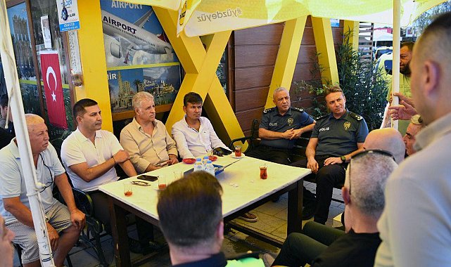 Kuşadası protokolünden arkadaşlarını kaybeden taksicilere taziye ziyareti