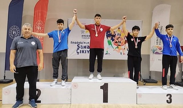 Kütahya Belediyesporlu Güreşçi İbrahim Sönmez Türkiye finallerine yükseldi