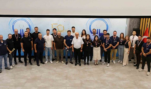 Kütahya'da OSB Firmalar Arası Voleybol Turnuvası sona erdi