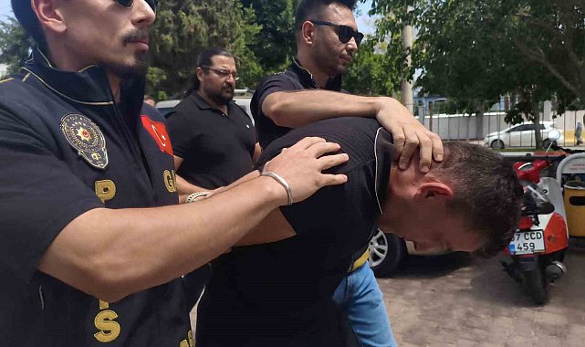 Kuyumcudan 18 bilezik gasbeden zanlı tutuklandı