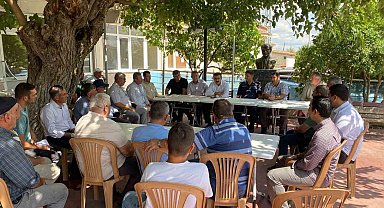 Lalapaşa Kaymakamı köylülerin taleplerini yerinde dinledi