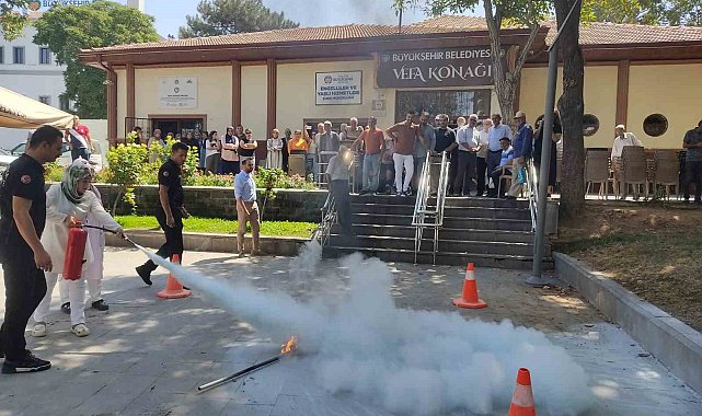 Malatya Büyükşehir'den 'Afetlere Hazırlık' eğitimi