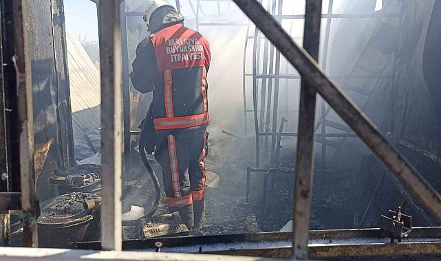Malatya'da konteynerde yangın