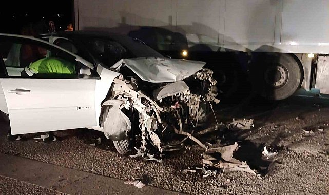 Malatya'da tır ile otomobil çarpıştı: 3 yaralı