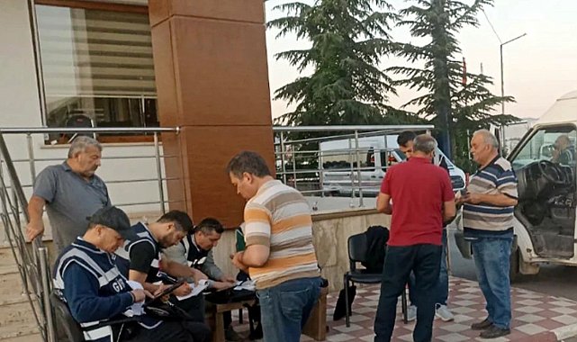 Maliyenin gelir uzmanları hasılat tespit denetimleri için sahada