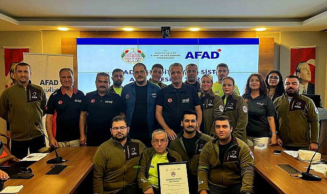 Manisa ANDA Arama Kurtarma Derneği akreditasyon belgesini aldı