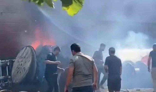 Mardin'de elektrik malzemeleri dükkanında yangın