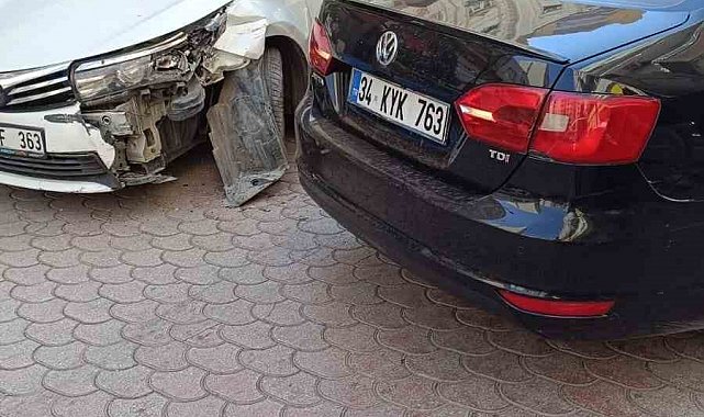 Mardin'de maddi hasarlı zincirleme kaza