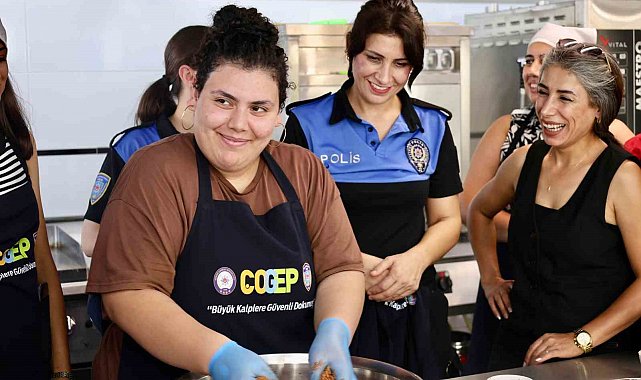 Mersin polisinden geleceğin aşçılarına destek