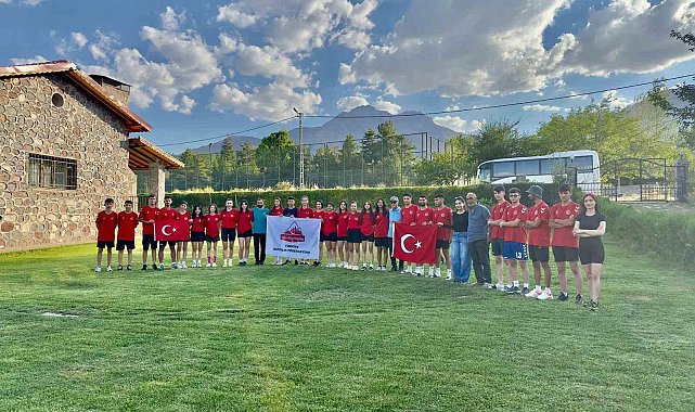 Milli takım kamp için Erzincan'ın Konakbaşı köyünü tercih etti