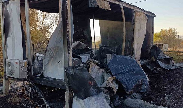 Muş'ta çıkan yangında 30 dönümlük alan küle döndü