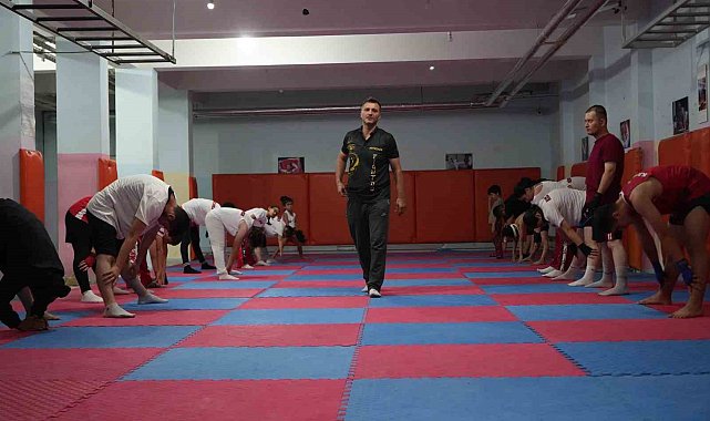 Niğde'de wushu takımı şampiyonaya hazırlanıyor