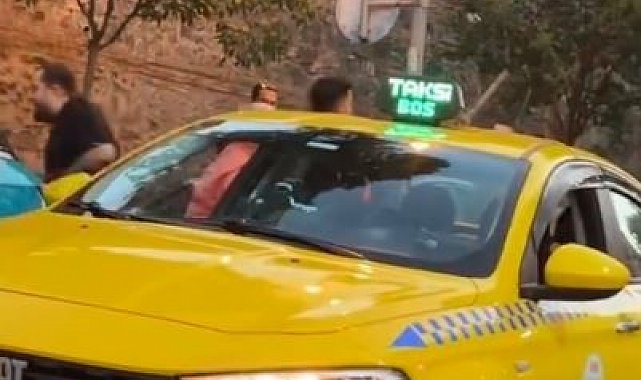 Nişantaşı'nda dehşet anları: Sopayla kadının üzerine yürüdü