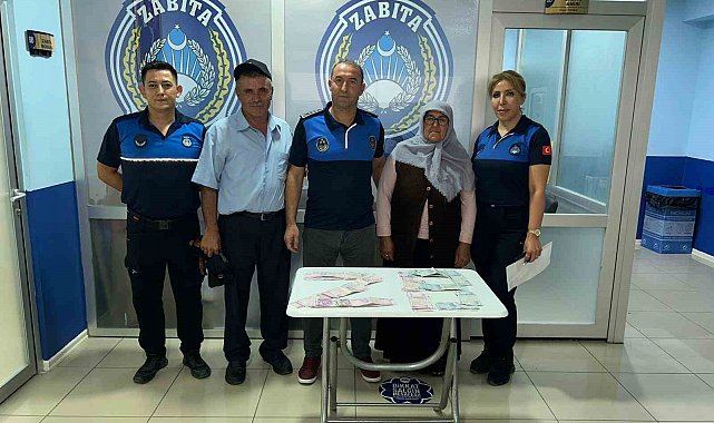 Oğlunun nikahına geldi içinde 1 çeyrek altın ve 38 bin lira olan çantası kaybetti