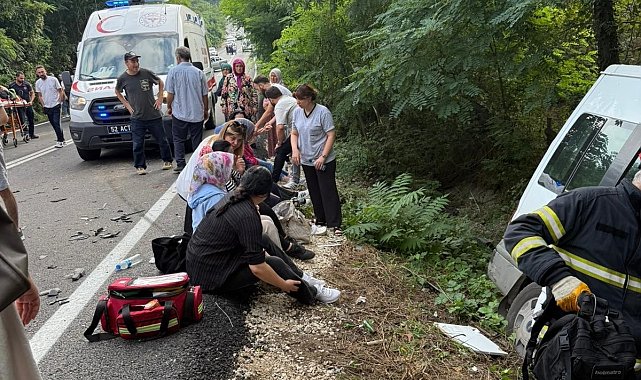 Ordu'da servis minibüsü kaza yaptı: 15 yaralı