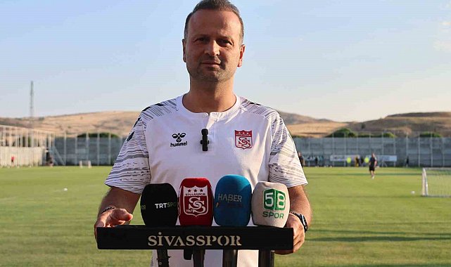 Osman Zeki Korkmaz: "Sivaslılar takımıyla gurur duyacak"