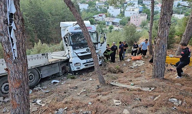 Osmaniye'de şarampole savrulan tır sürücüsü yaralandı