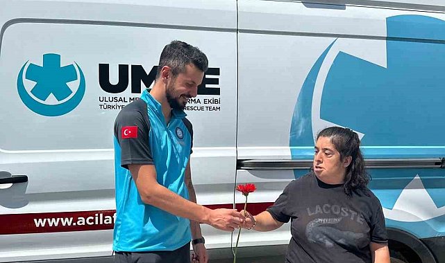 Otizmli çocuklar UMKE gönüllüleri ile buluştu