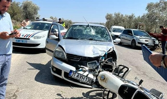 Otomobille çarpışan motosiklet sürücüsü yaralandı