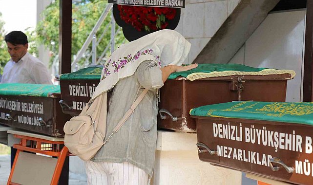 Polis eşi tarafından uykuda öldürülen anne ve 2 çocuğu son yolculuğuna uğurlandı