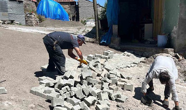 Posof'ta yol yapım çalışmaları sürüyor