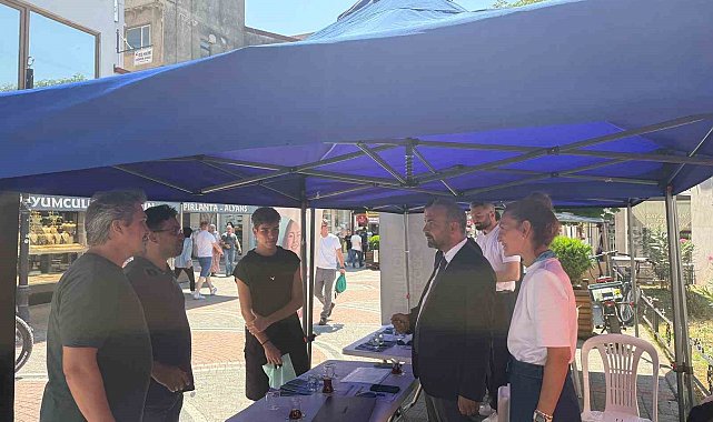 Rektör Akkaya'dan tanıtım standına destek