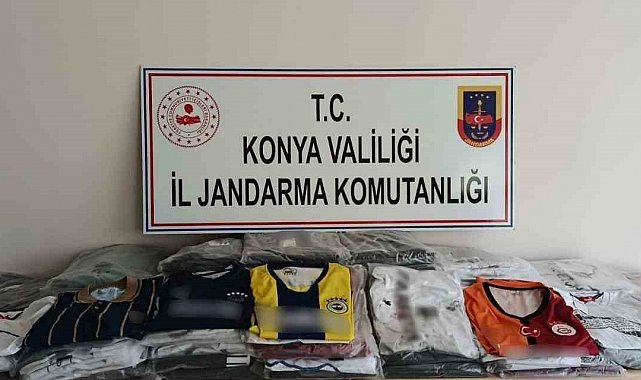 Sahte tişört satıcılarına operasyon