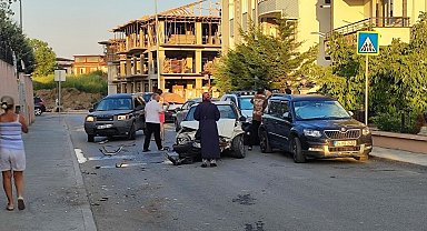 Sakarya'da eşine sinirlenen kadın cip ile dehşet saçtı