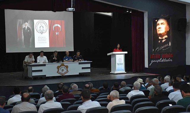 Salihli Kaymakamı Güldoğan, muhtarlarla buluştu