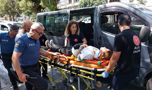 Samsun'da dolmuş kamyona çarptı: 4 yaralı