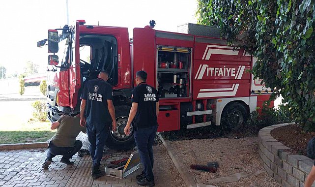 Samsun'da itfaiye aracı kaza yaptı: 2'si itfaiyeci 3 yaralı
