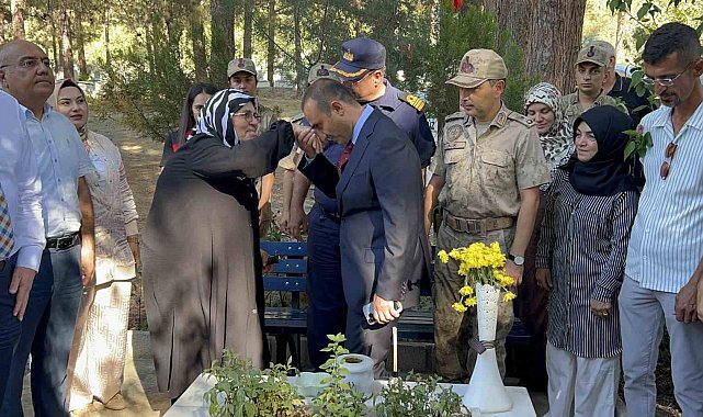 Şehit Başçavuş Ferhat Gedik, şehadetinin 8. yılında Hatay'da anıldı