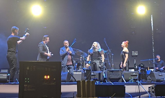 SORFEST'in ikinci gününde Hayko Cepkin fırtınası esti
