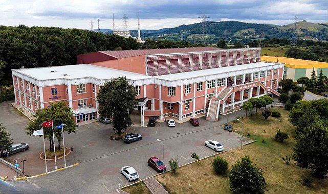 SUBÜ'nün Tennis4All projesine Avrupa Birliği desteği