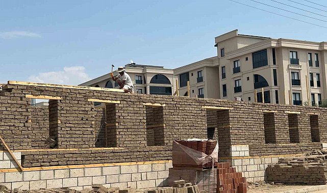 Tahir Paşa Konağı aslına uygun şekilde yeniden inşa ediliyor