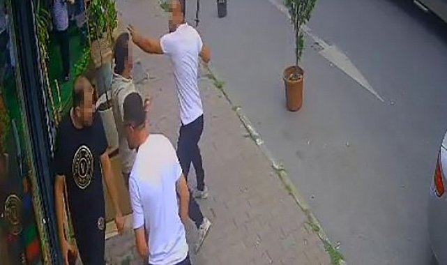 Telefonu tamire verdi, demir sopayla dövmeye geldi