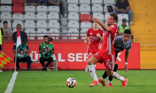 Trendyol Süper Lig: Antalyaspor: 1 - Fatih Karagümrük: 2