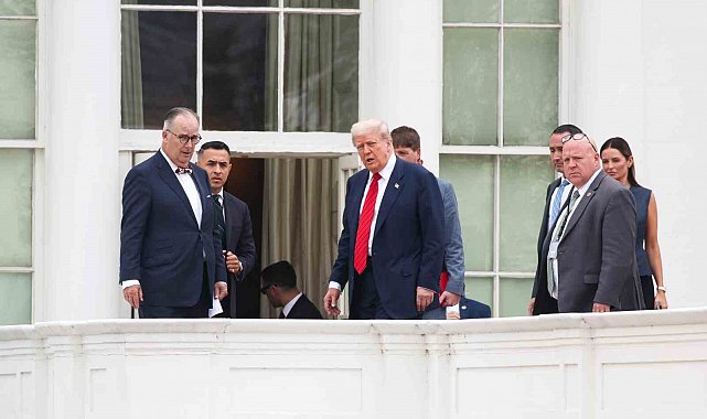 Trump'tan Beyaz Saray çatısına "nükleer füze inşa edeceğiz" çıkışı