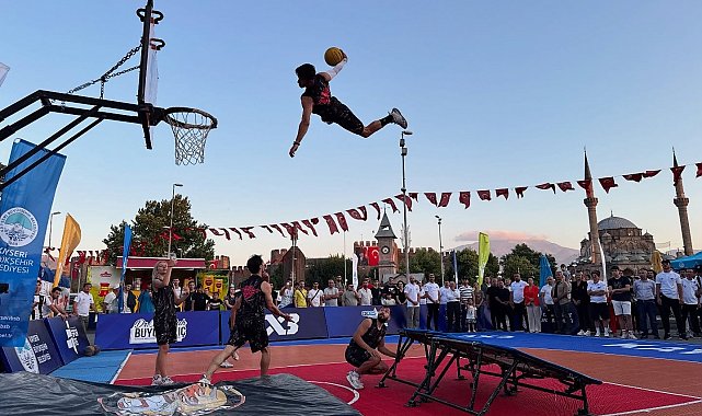 Uluslararası Basketbol turnuvası devam ediyor