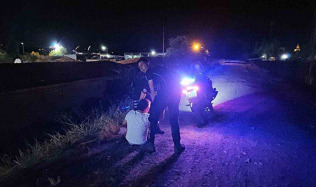 Uygulama noktasına takılmamak için kaçtı, kıskıvrak yakalandı