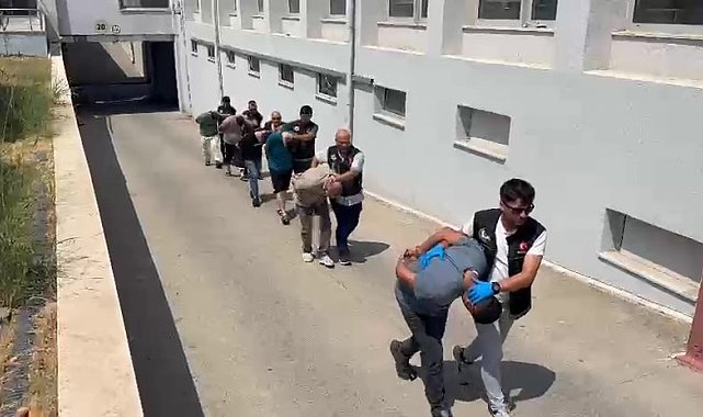 Uyuşturucu satıcıları ifadeleriyle şaşırttı: 5 tutuklama