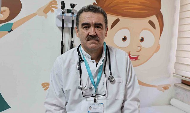 Uzm. Dr. Çoban: "Eller, akan bir suda sabun eşliğinde en az 20 saniye yıkanmalıdır"