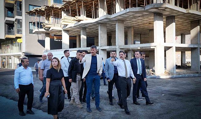 Vali Çelik, hastanenin acil giriş yolunu inceledi