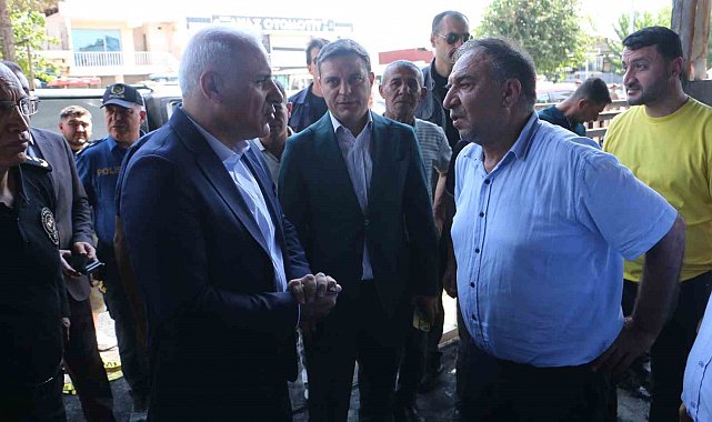 Vali Zorluoğlu, Traktörcüler Sitesi'ndeki yangın sonrası incelemelerde bulundu