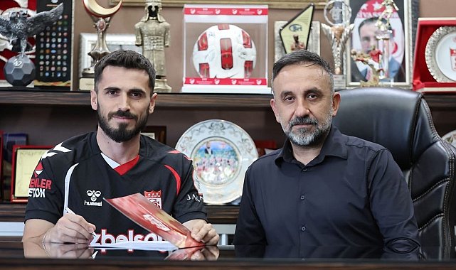 Valon Ethemi resmen Sivasspor'da
