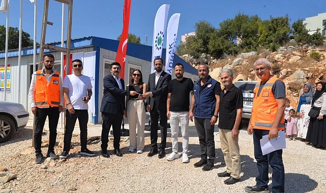 Yayladağı'nda 467 konutun anahtar teslimi başladı