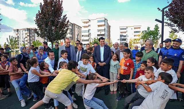 Yılmaz'dan 1 yılda 18 yeni park